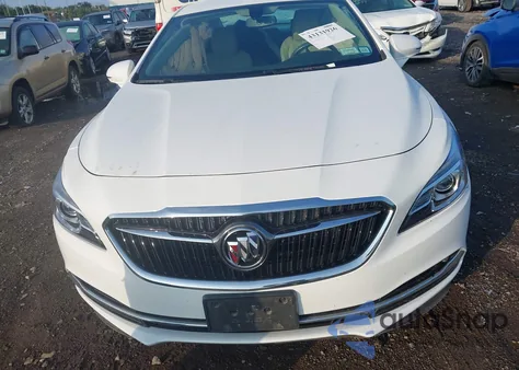2017 Buick Lacrosse Essence из США, поврежденный, VIN 1G4ZP5SS8HU173036